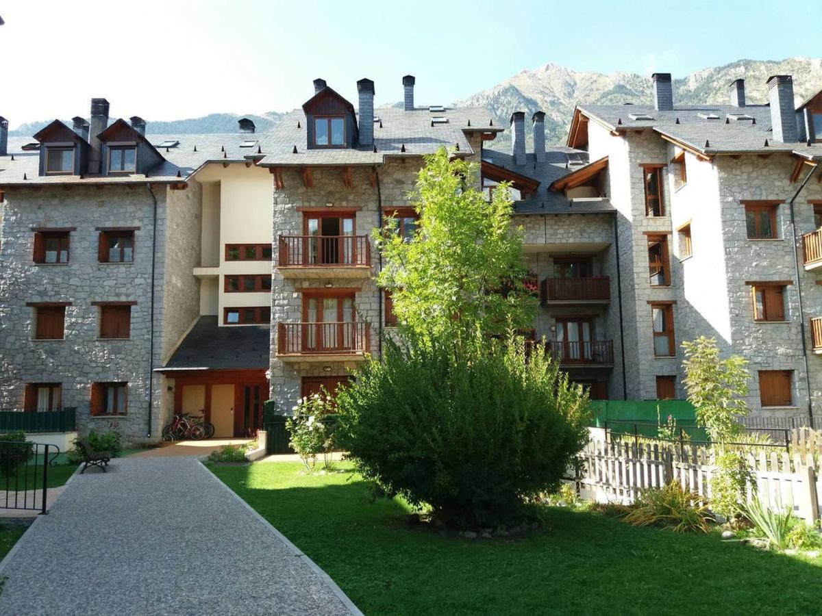 B25 - La Granja, Bajo Con Jardin - Villmor Lejlighed Benasque Eksteriør billede